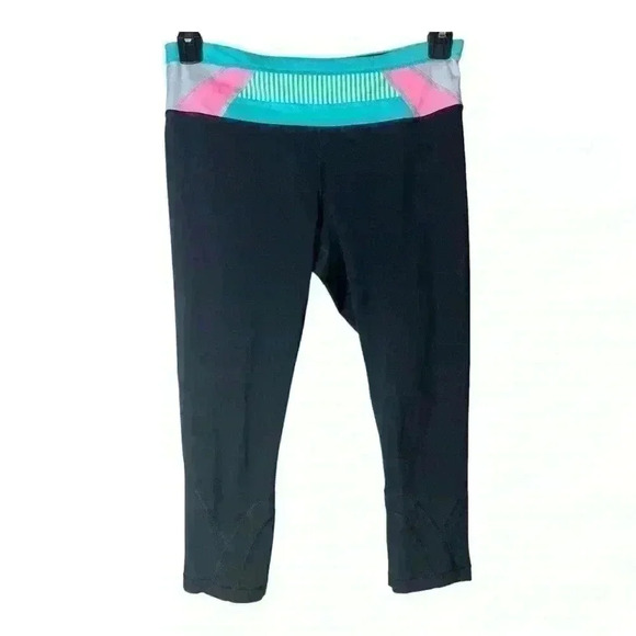 Lululemon 21” Wunder Under Train with Decorative Waistband - Picture 1 of 3